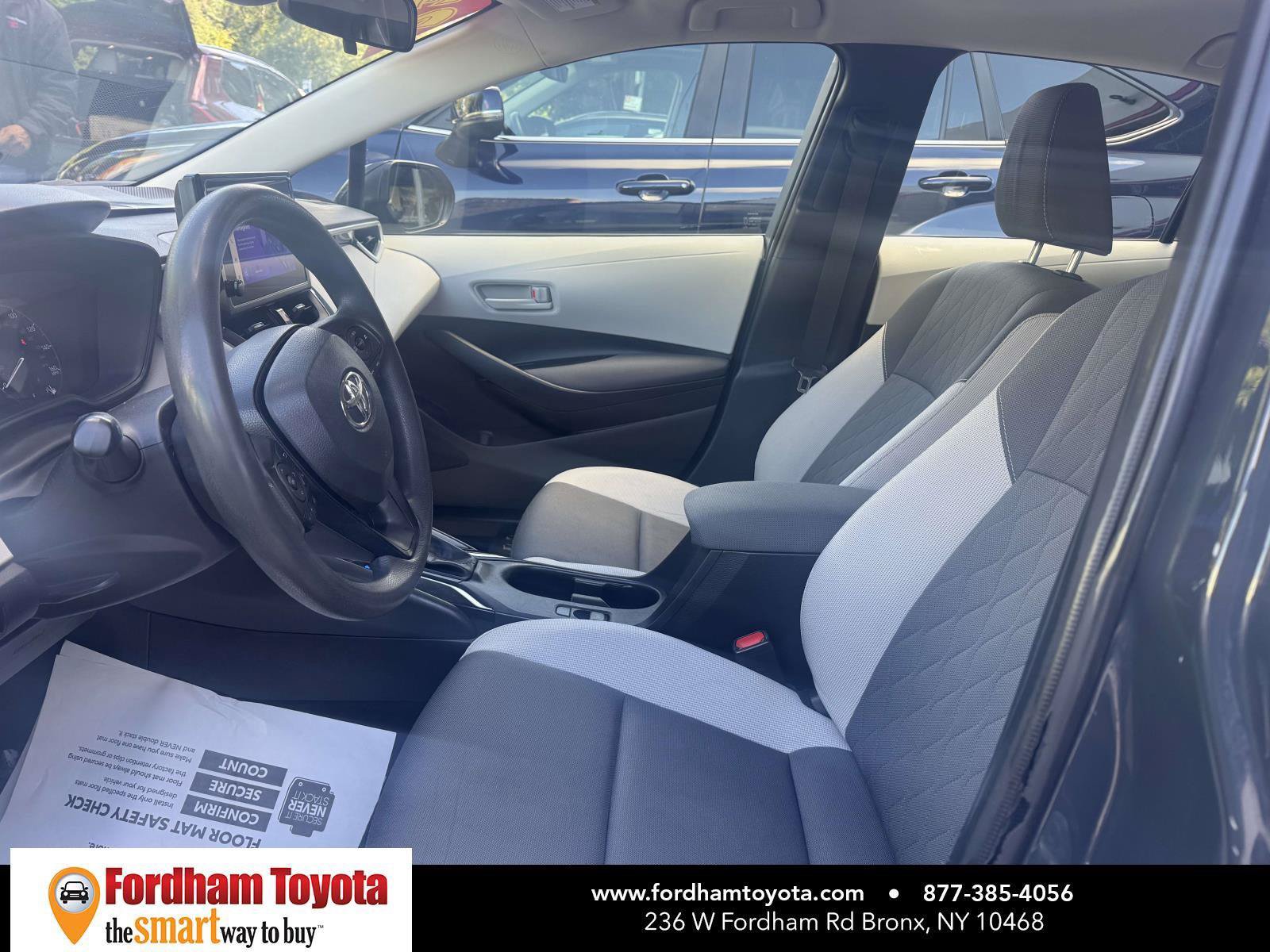 Used 2023 Toyota Corolla LE FWD image 16