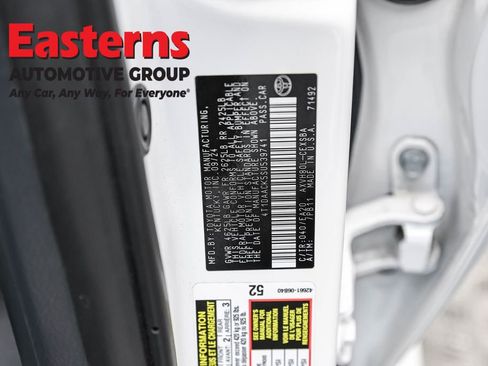 Used 2025 Toyota Camry SE w/ Convenience Package FWD image 34