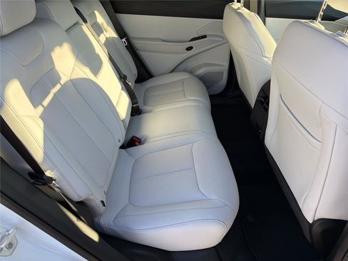 New 2026 Jeep Cherokee Limited image 15