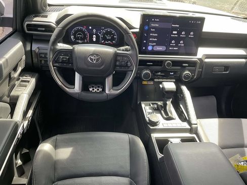Used 2025 Toyota 4Runner TRD Sport Premium AWD/4WD image 9