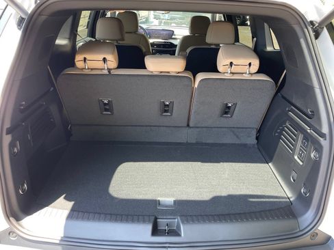 New 2026 Buick Enclave Preferred w/ Power Package FWD image 40