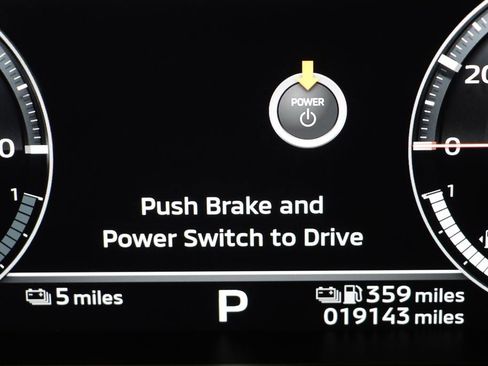 Used 2023 Mitsubishi Outlander SEL image 19