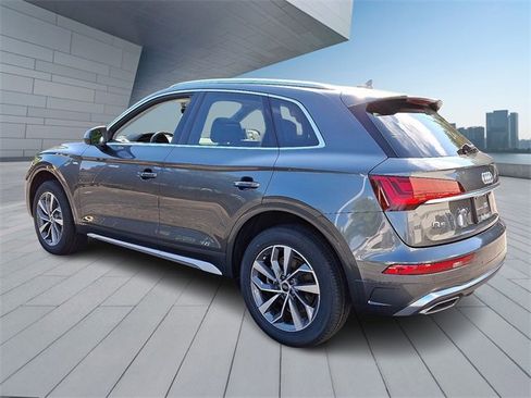 Certified 2023 Audi Q5 2.0T Premium Plus w/ Premium Plus Package image 4