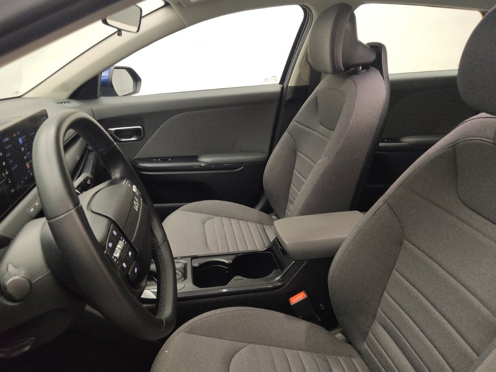 Used 2025 Kia K4 EX FWD image 17