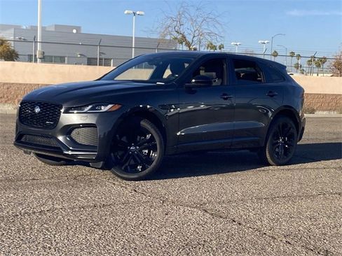 New 2025 Jaguar F-PACE R-Dynamic S image 2