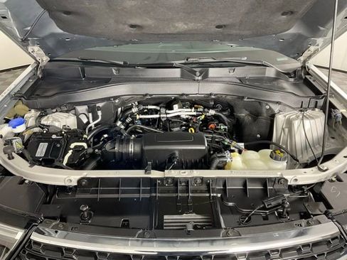 Used 2022 Ford Explorer XLT image 9