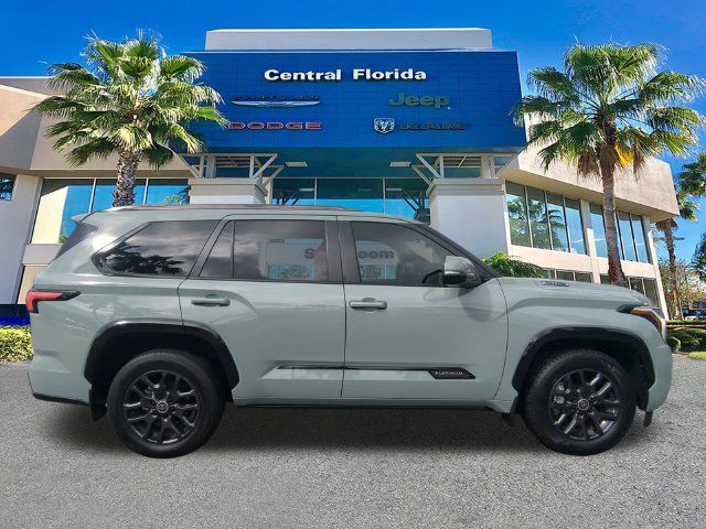 Used 2024 Toyota Sequoia Platinum AWD/4WD image 4