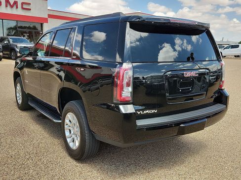 Used 2020 GMC Yukon SLT AWD/4WD image 3
