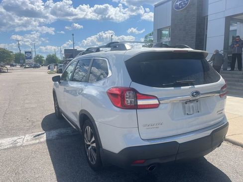 Used 2022 Subaru Ascent Limited w/ Technology Package AWD/4WD image 6