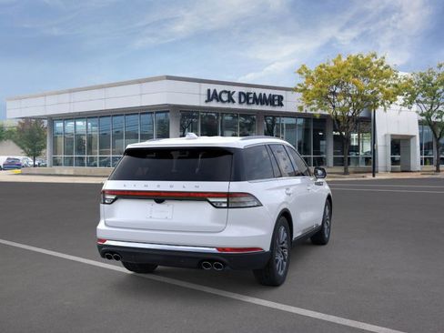 New 2026 Lincoln Aviator Premiere image 8