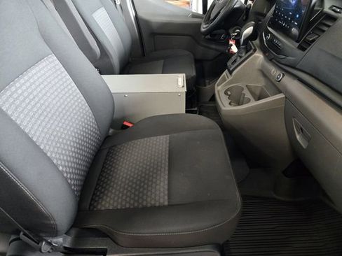 Used 2023 Ford Transit 250 Low Roof RWD image 17