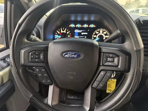 Used 2016 Ford F150 XL w/ Equipment Group 101A Mid RWD image 20