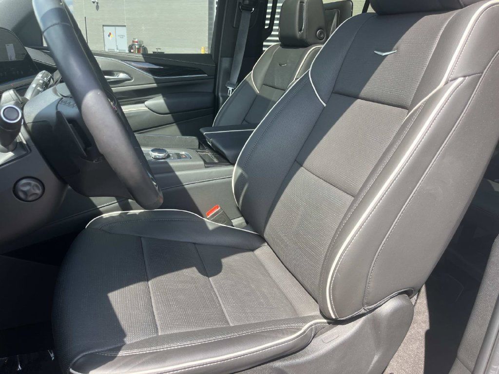 Certified 2024 Cadillac Escalade Sport w/ Touring Package AWD/4WD image 30