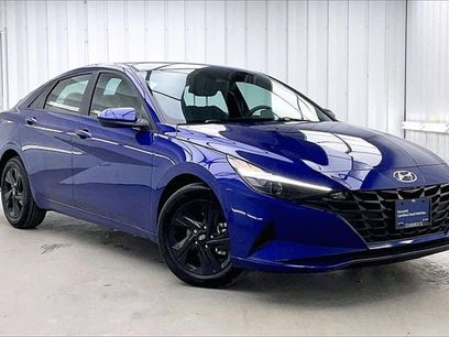 Certified 2023 Hyundai Elantra SEL w/ Cargo Package