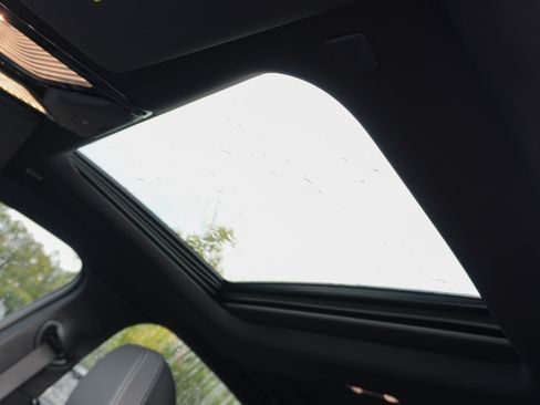 Certified 2023 BMW i4 eDrive40 w/ Premium Package image 15