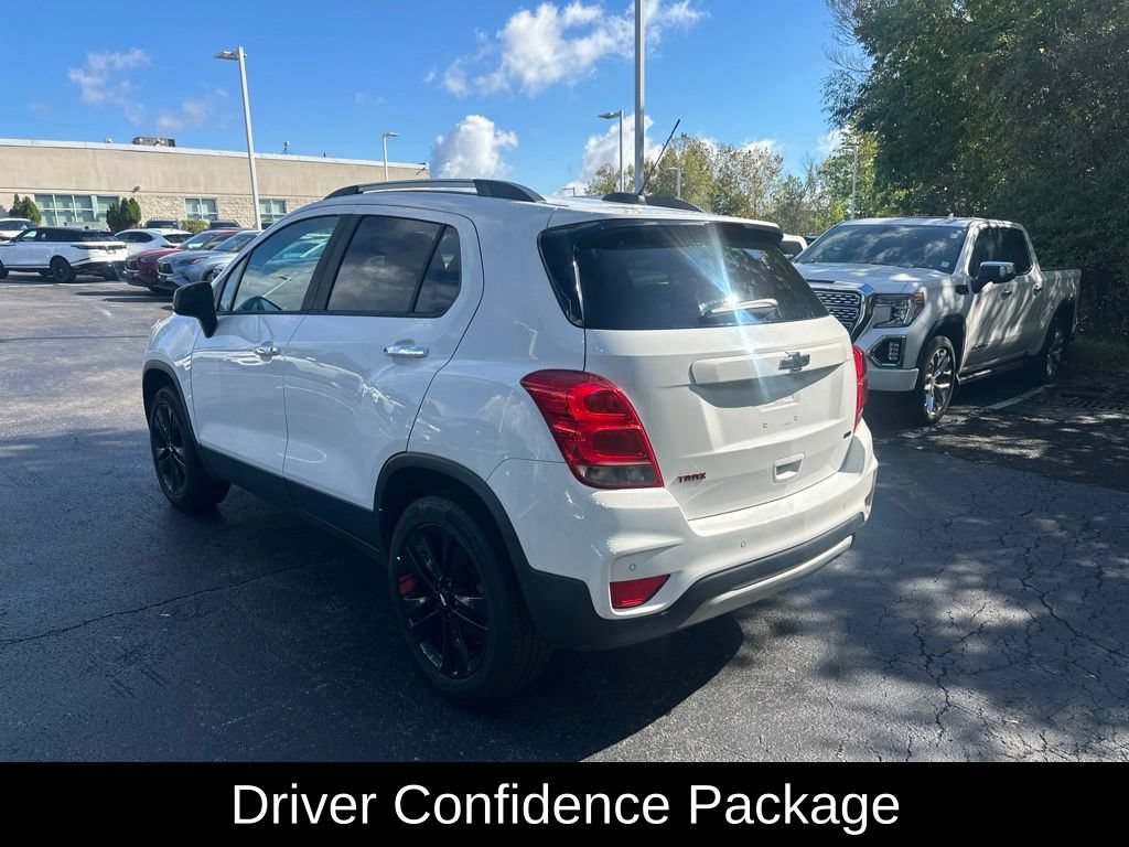 Used 2018 Chevrolet Trax LT w/ Redline Edition AWD/4WD image 10
