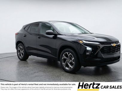 Used 2025 Chevrolet Trax LT