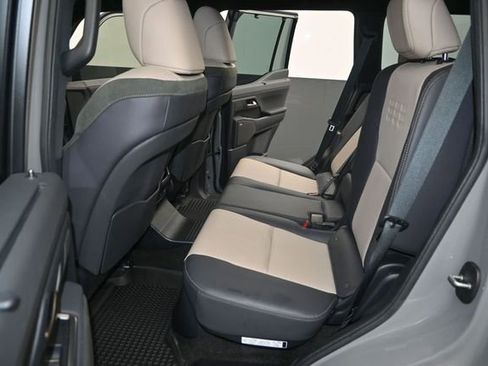 Used 2024 Lexus GX 550 AWD/4WD image 15