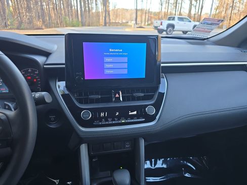 Used 2025 Toyota Corolla Cross AWD Hybrid image 21