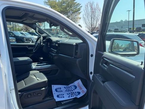 Used 2025 Chevrolet Silverado 1500 LTZ w/ Z71 Off-Road Package image 24