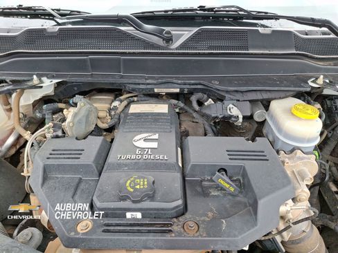 Used 2024 RAM 3500 Big Horn AWD/4WD image 25