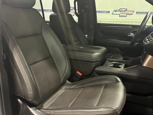 Used 2023 Chevrolet Tahoe High Country w/ LPO, Illumination Package AWD/4WD image 38