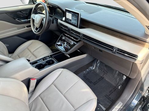 Used 2022 Lincoln Corsair Reserve w/ Equipment Group 201A image 15