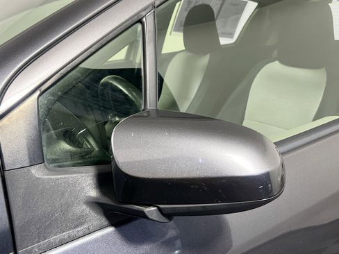 Used 2013 Toyota Yaris LE FWD image 12