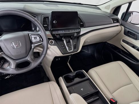 Certified 2026 Honda Odyssey EX-L image 20