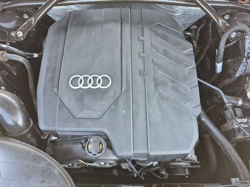 Used 2021 Audi Q5 2.0T Premium w/ Convenience Package AWD/4WD image 17