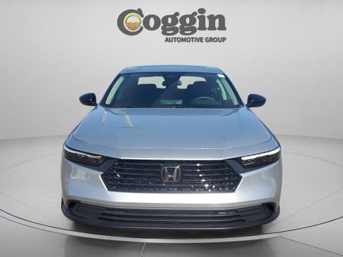 New 2025 Honda Accord SE image 6