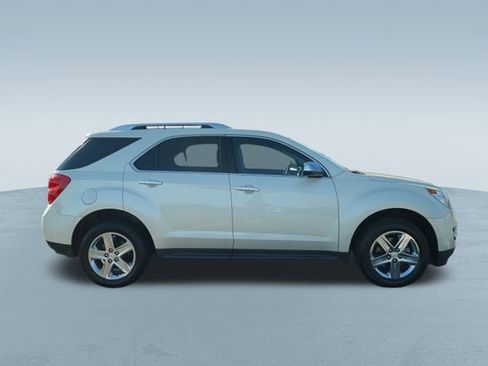 Used 2015 Chevrolet Equinox LTZ image 9