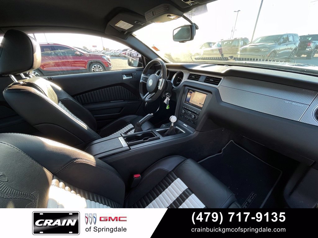 Used 2011 Ford Mustang Shelby GT500 w/ Electronics Pkg RWD image 24