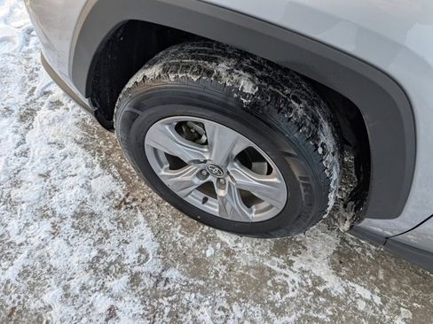 Used 2024 Toyota RAV4 XLE image 6