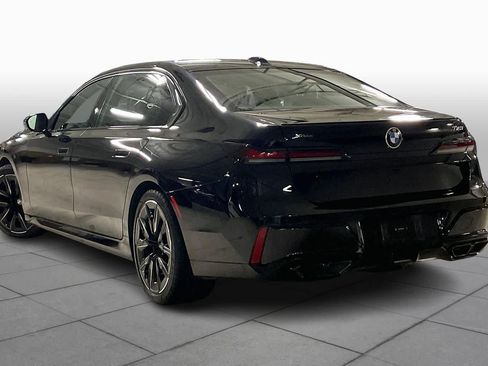 Used 2025 BMW 760i xDrive 760i xDrive image 12