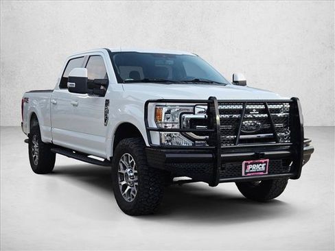 Used 2021 Ford F250 Lariat w/ Lariat Value Package AWD/4WD image 3