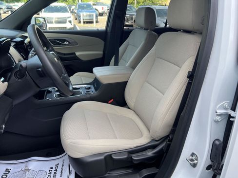 Used 2023 Chevrolet Traverse LS w/ Safety Package AWD/4WD image 10