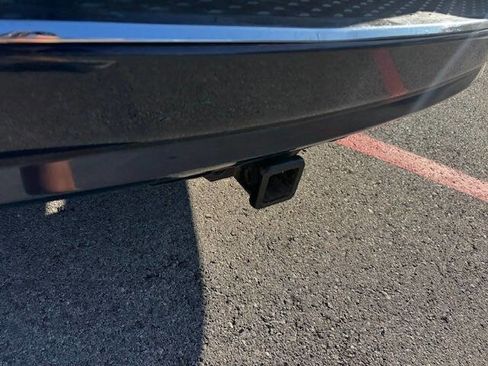 Used 2016 Dodge Grand Caravan American Value Package w/ UConnect Hands-Free Group image 16