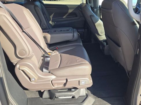 Used 2023 Honda Odyssey Touring image 10