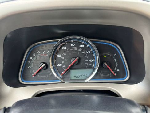Used 2013 Toyota RAV4 Limited AWD/4WD image 17