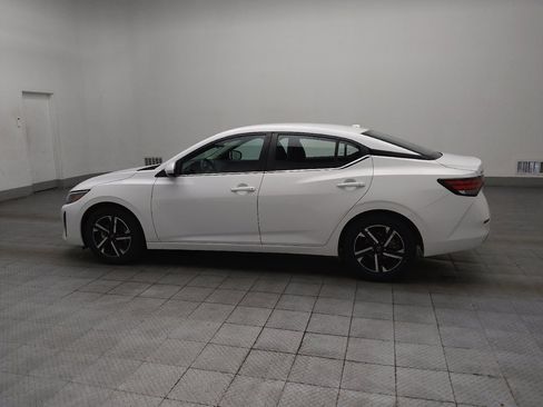 Used 2024 Nissan Sentra SV FWD image 3