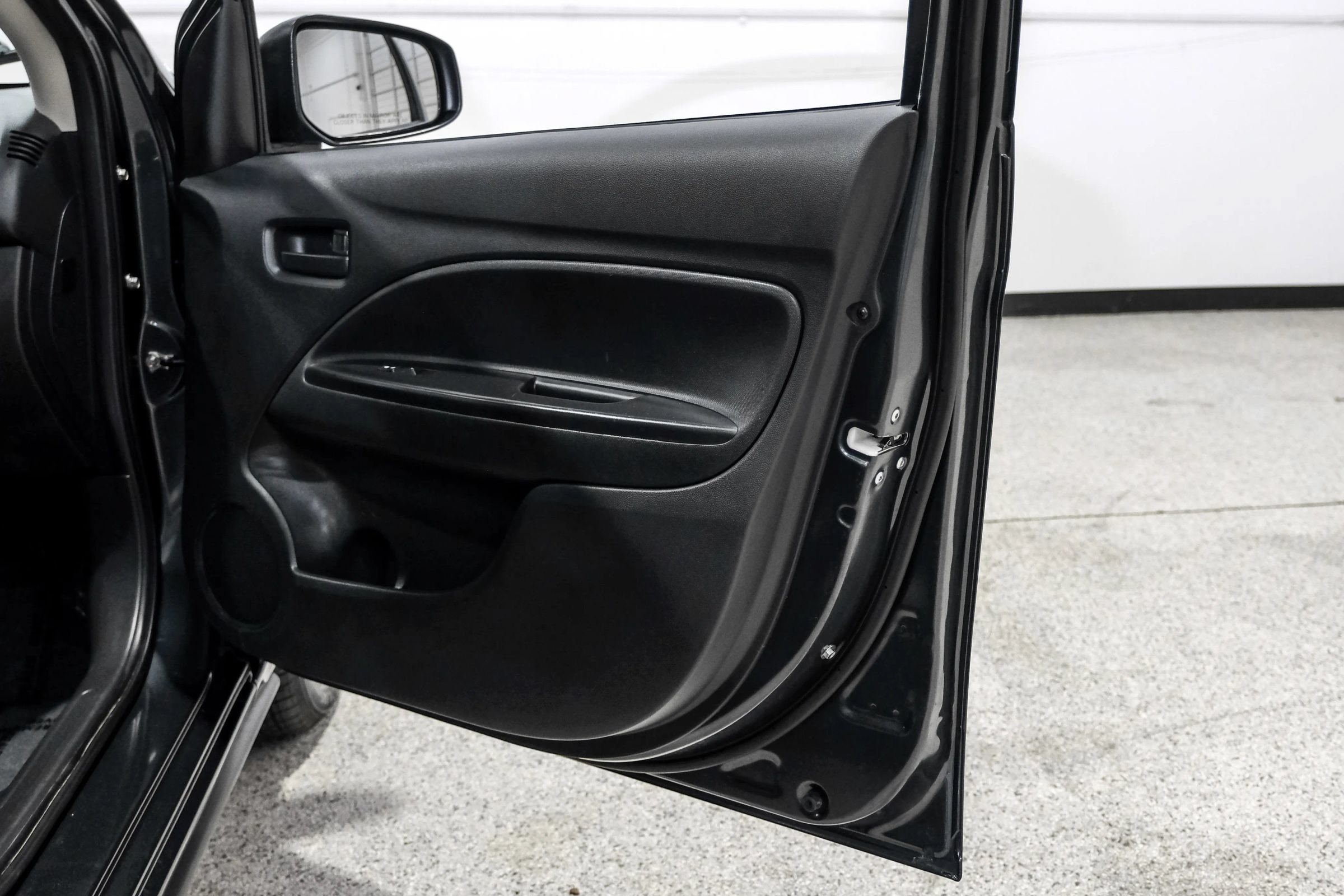 Used 2024 Mitsubishi Mirage ES FWD image 45