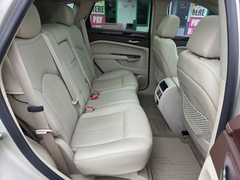 Used 2015 Cadillac SRX Luxury FWD image 12