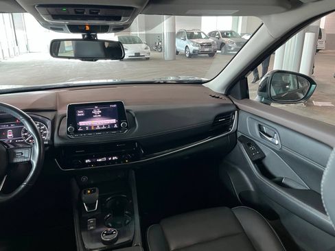 Used 2023 Nissan Rogue SL AWD/4WD image 38