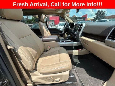 Used 2018 Ford F150 Lariat w/ Equipment Group 502A Luxury AWD/4WD image 11