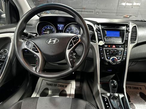 Used 2014 Hyundai Elantra GT FWD image 21