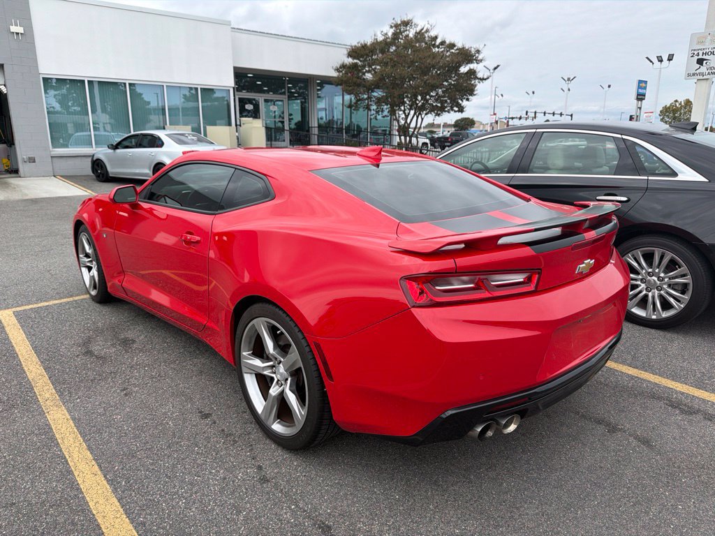 Used 2016 Chevrolet Camaro SS RWD image 3