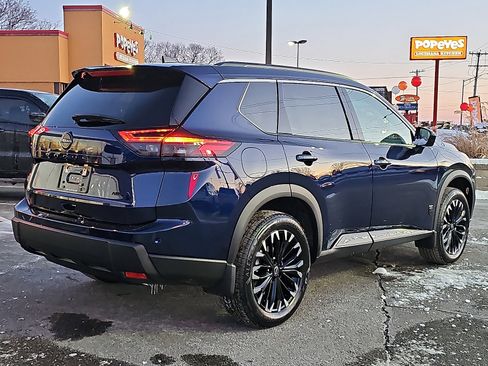 New 2026 Nissan Rogue SV image 4