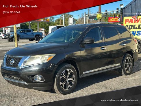 Used 2013 Nissan Pathfinder SL w/ Cargo Pkg image 1