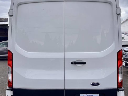 Used 2023 Ford Transit 250 Medium Roof AWD image 4